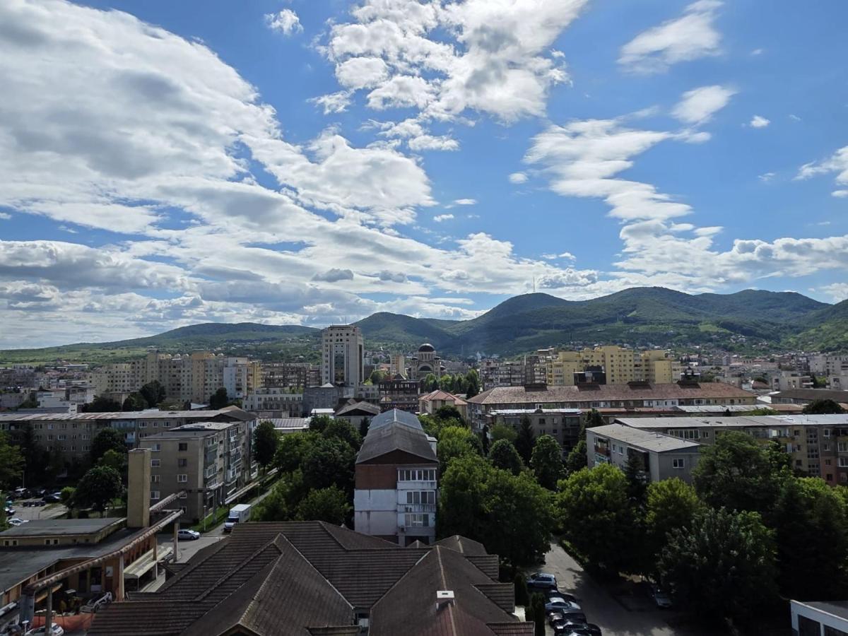 Cosy 2-bedroom apartment with an amazing panorama - Housity
