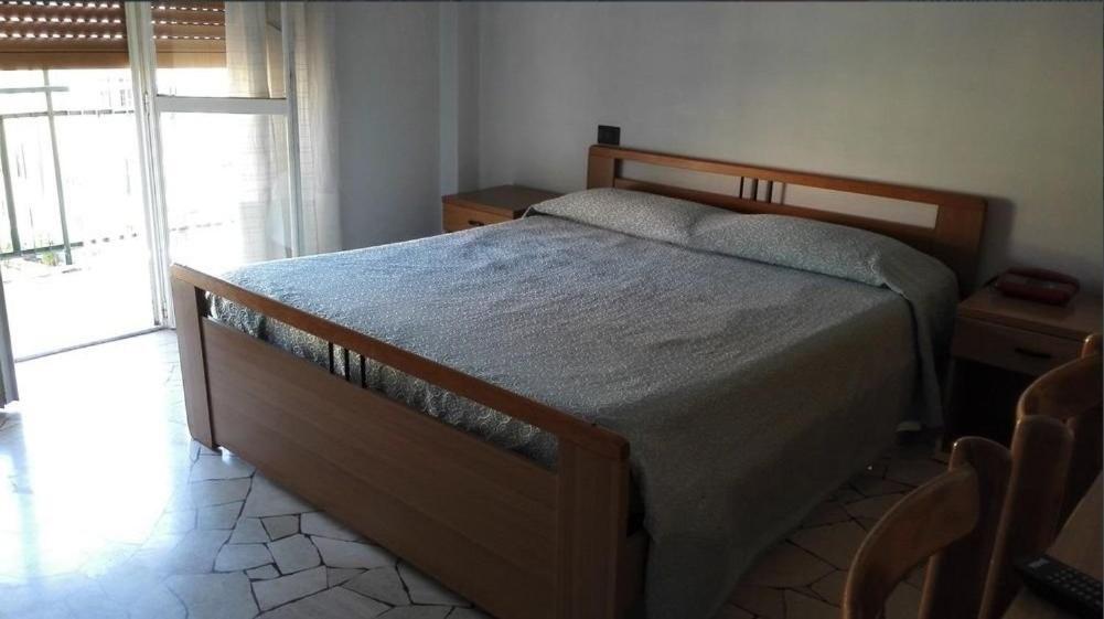 hotel mira - Housity