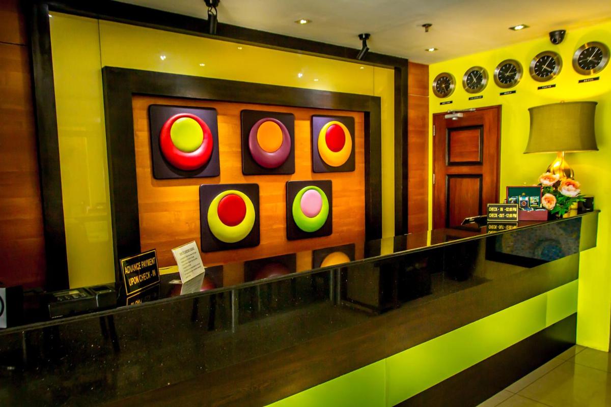 Canberry Hotel - Housity