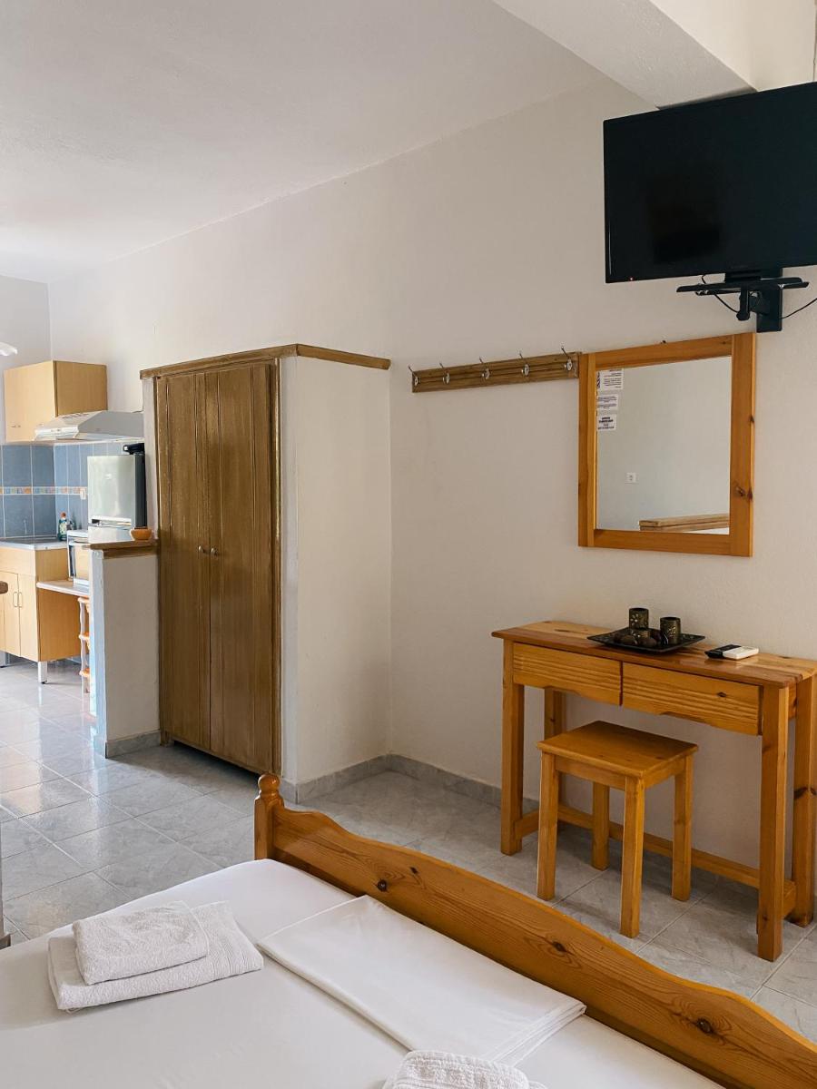 Faros Studios - Housity