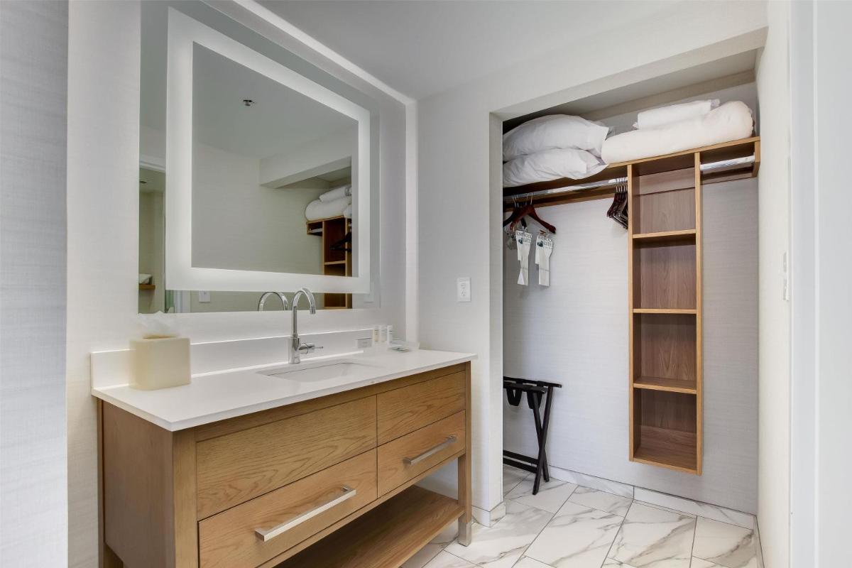 Homewood Suites by Hilton Louisville-East - Housity