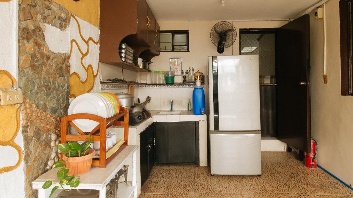 Jb's Transient House - Housity