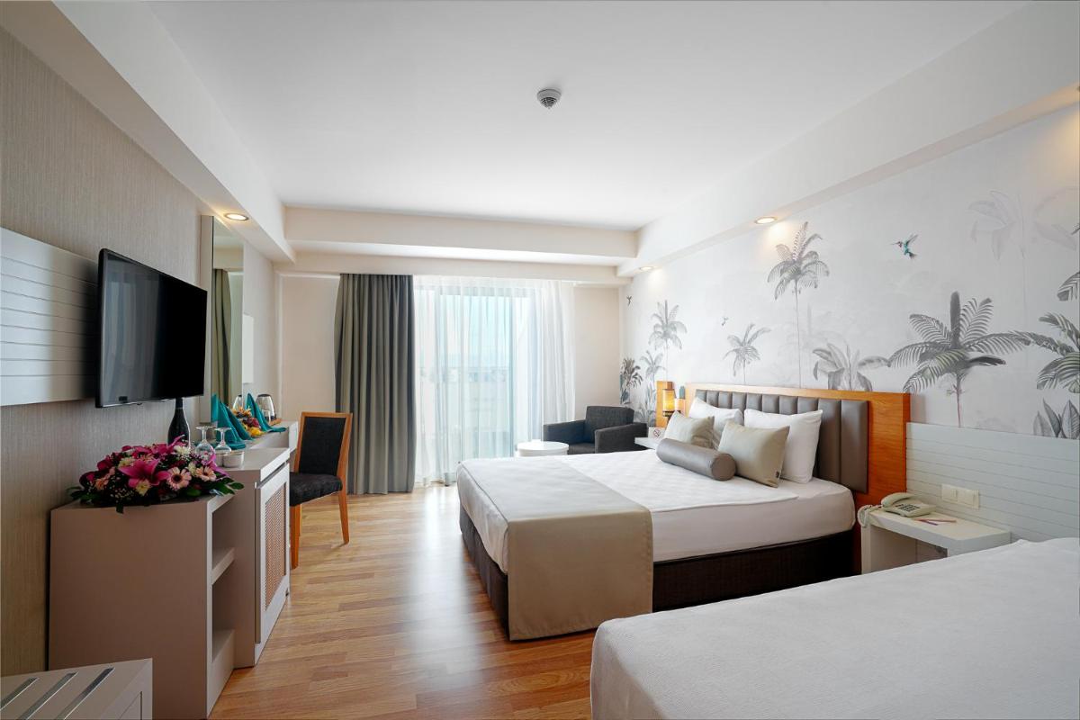 Side Aluna Hotel - Housity