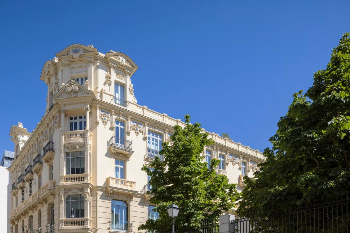 Imagen de la galería de URSO Hotel & Spa, a Small Luxury Hotel of the World, en Madrid
