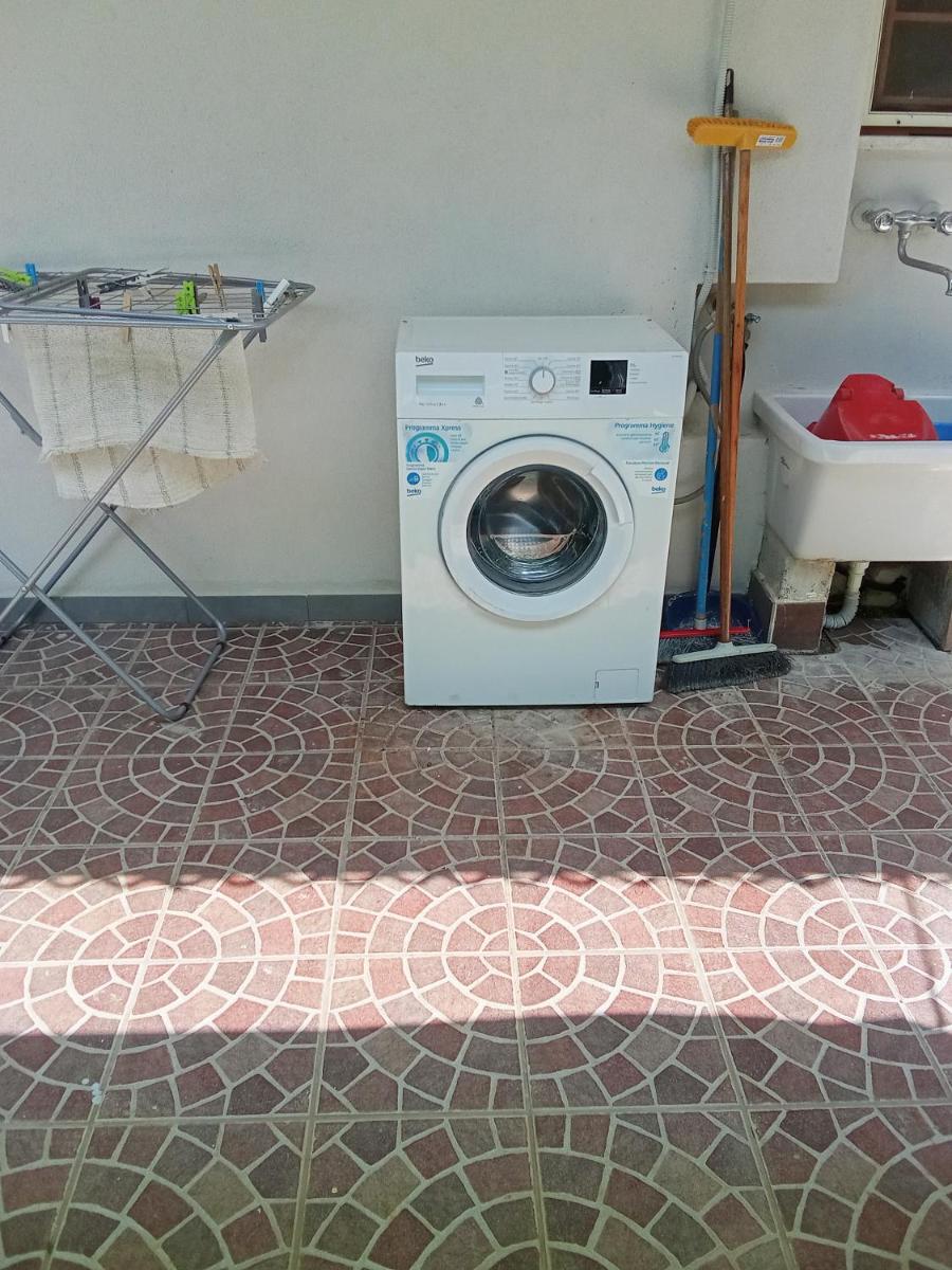 Dea's House con parcheggio - Hizvo