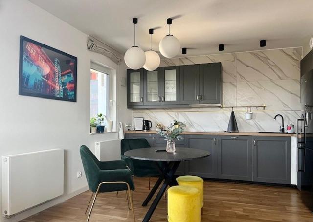 Halo Apartments Check in 24h Privat Parking - Hizvo