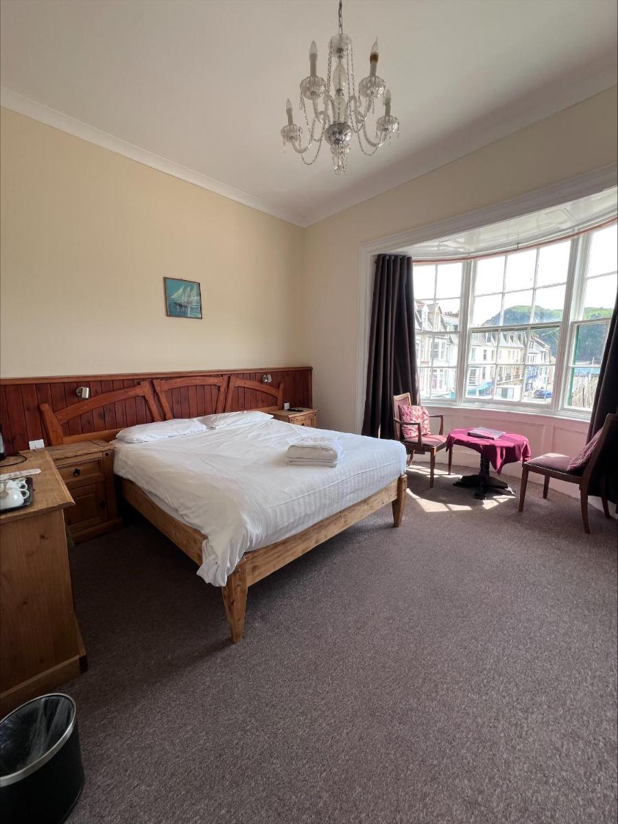 Royal Britannia Hotel - Housity