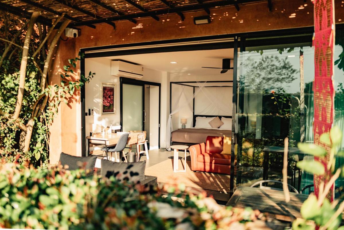 Bougain Villas - Housity