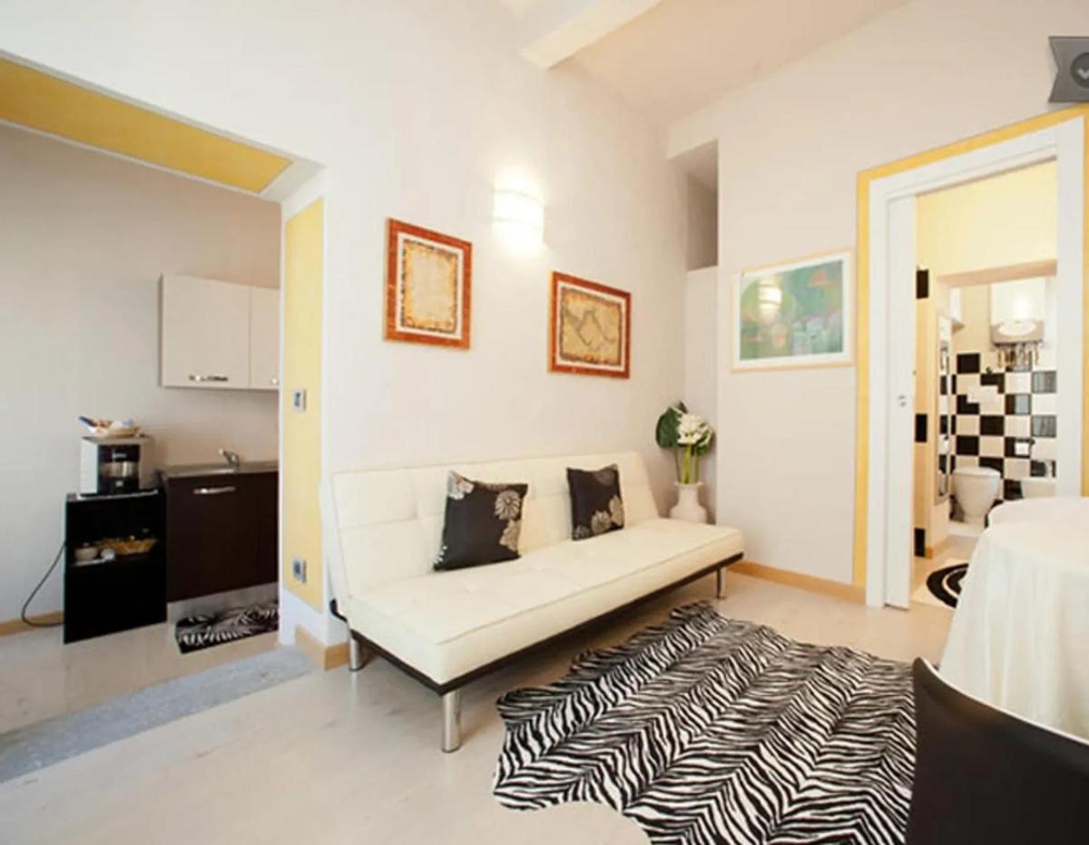 Charming Flat in Mondovì Piazza (CN) 70 m² + Balcony - Housity