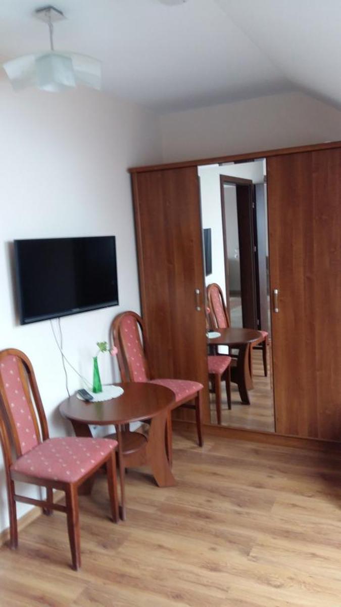 Zajazd Pod Dyliżansem - Housity
