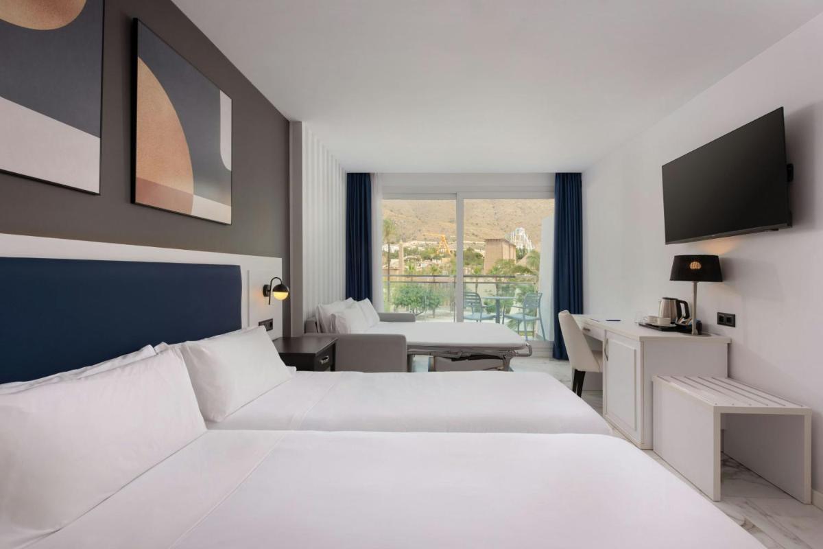 Cama o camas de una habitación en Four Points by Sheraton Costa Blanca Resort