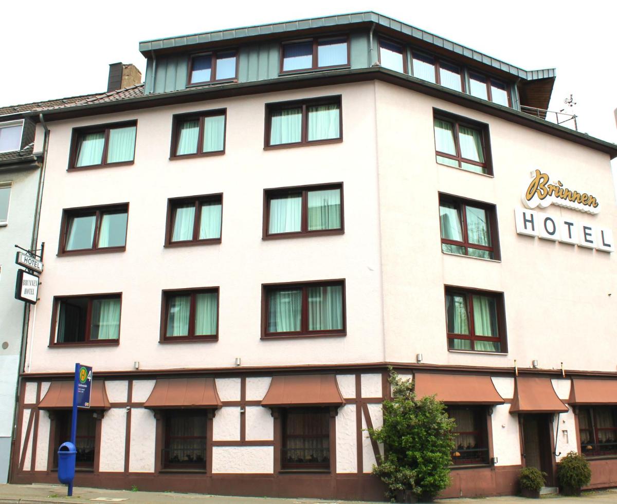 Brunnen Hotel - Housity