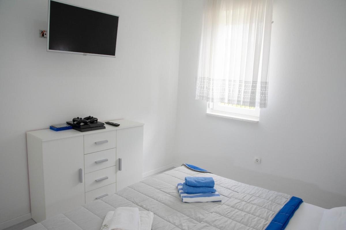 Summer Dream House Maria - Housity