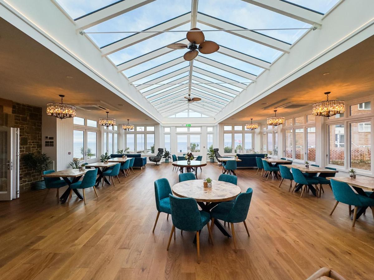 The Golden Lion Hotel - Housity