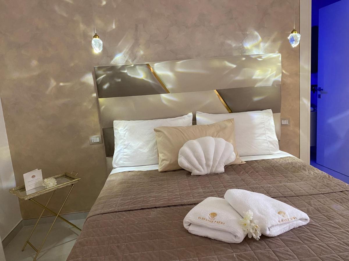 Elegance Paema, a 290mt dalle Spiagge! - Housity