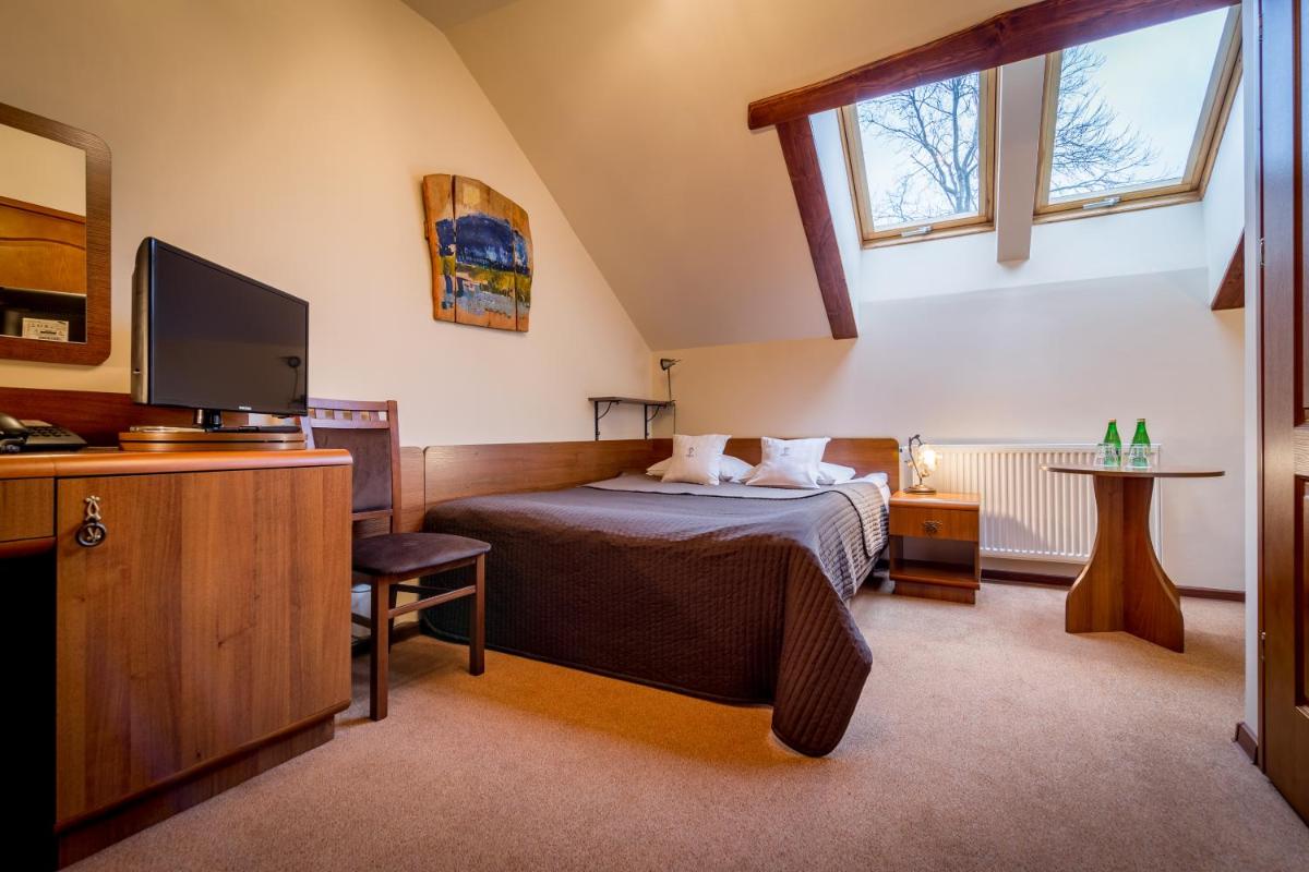 Hotel - Karczma Klimtówka - Housity