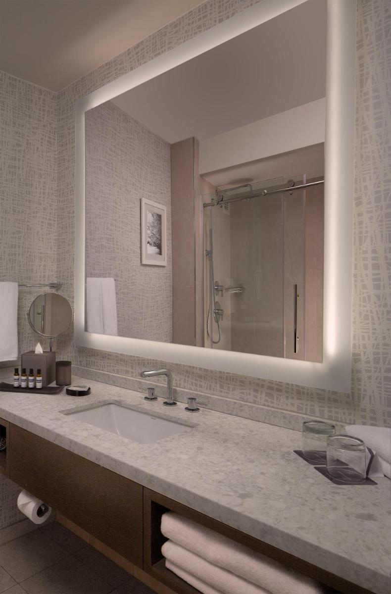 Hyatt Regency Cincinnati - Housity