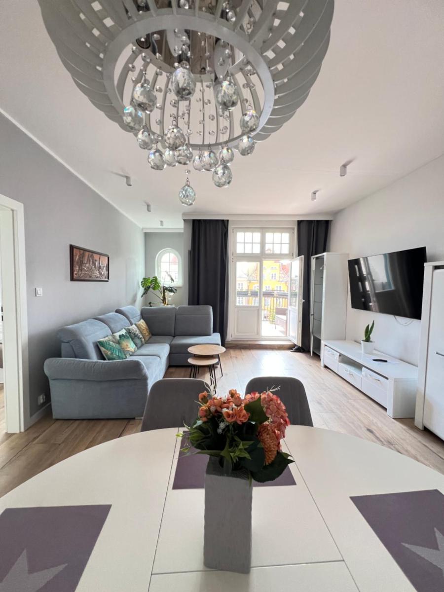 Long Island - Housity