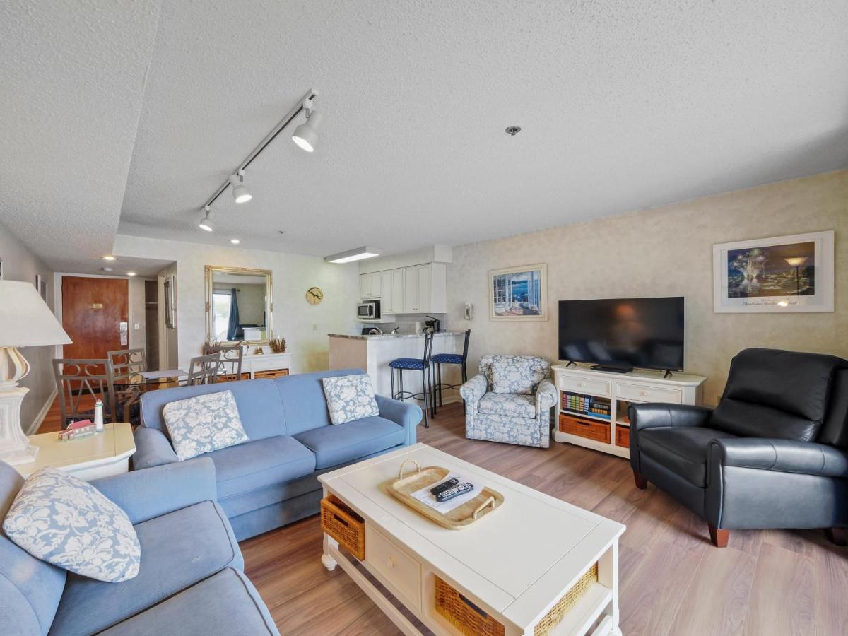 110 Edgewater Inn - Housity