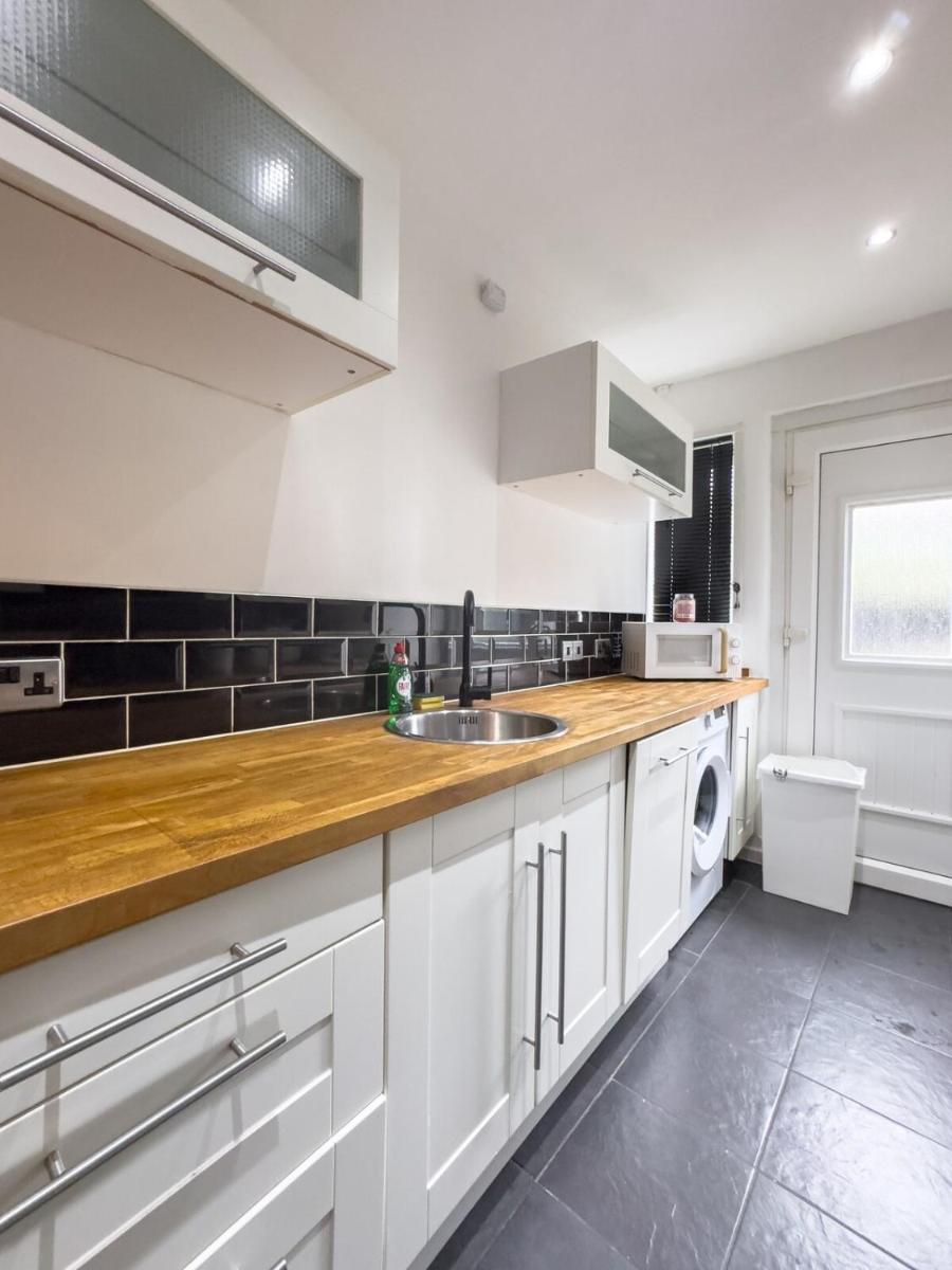 Clydebank 2 Bedroom Home - Housity