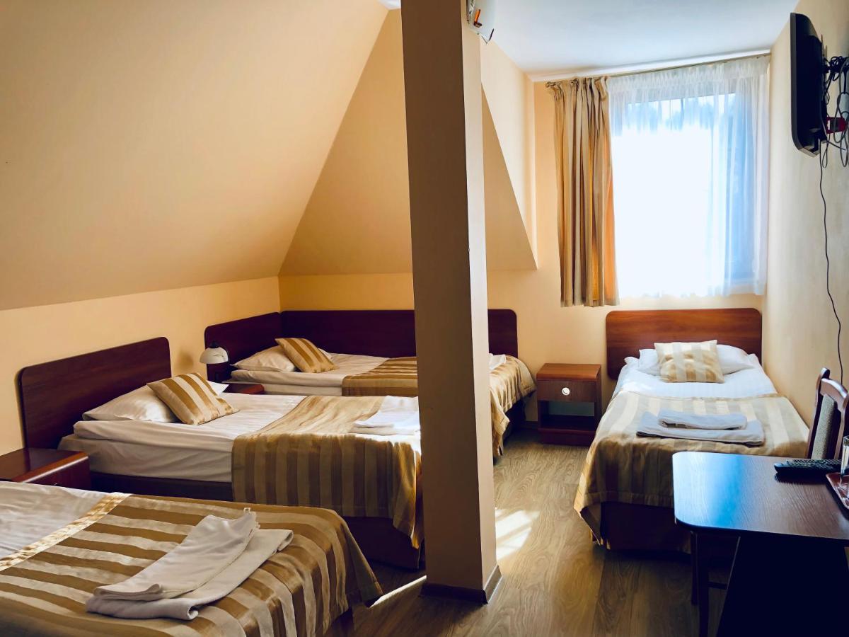 EMIDA - Restauracja & Hotel - Housity