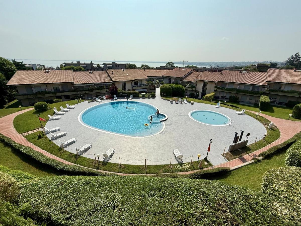 Kristall Lago Residence - Housity