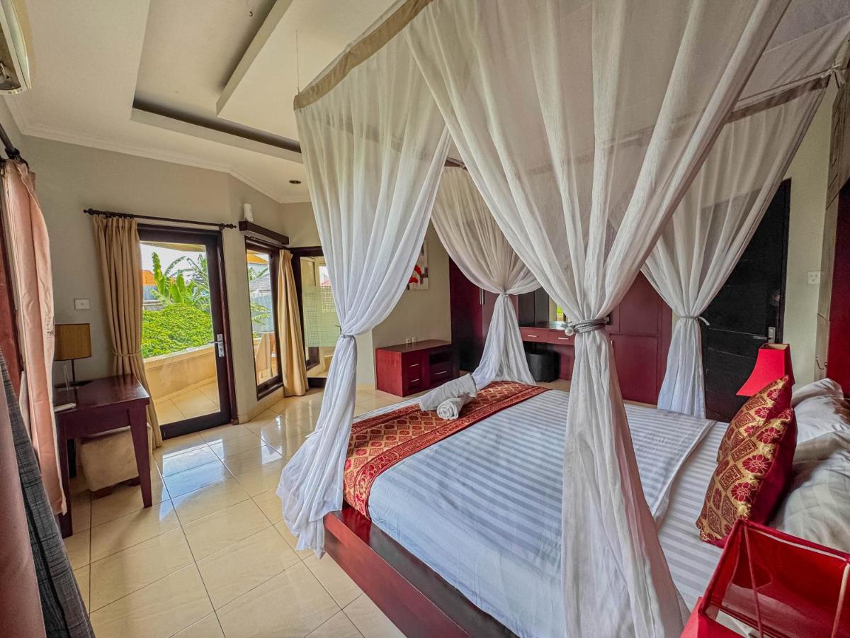 Griya Shanti Homestay - Housity