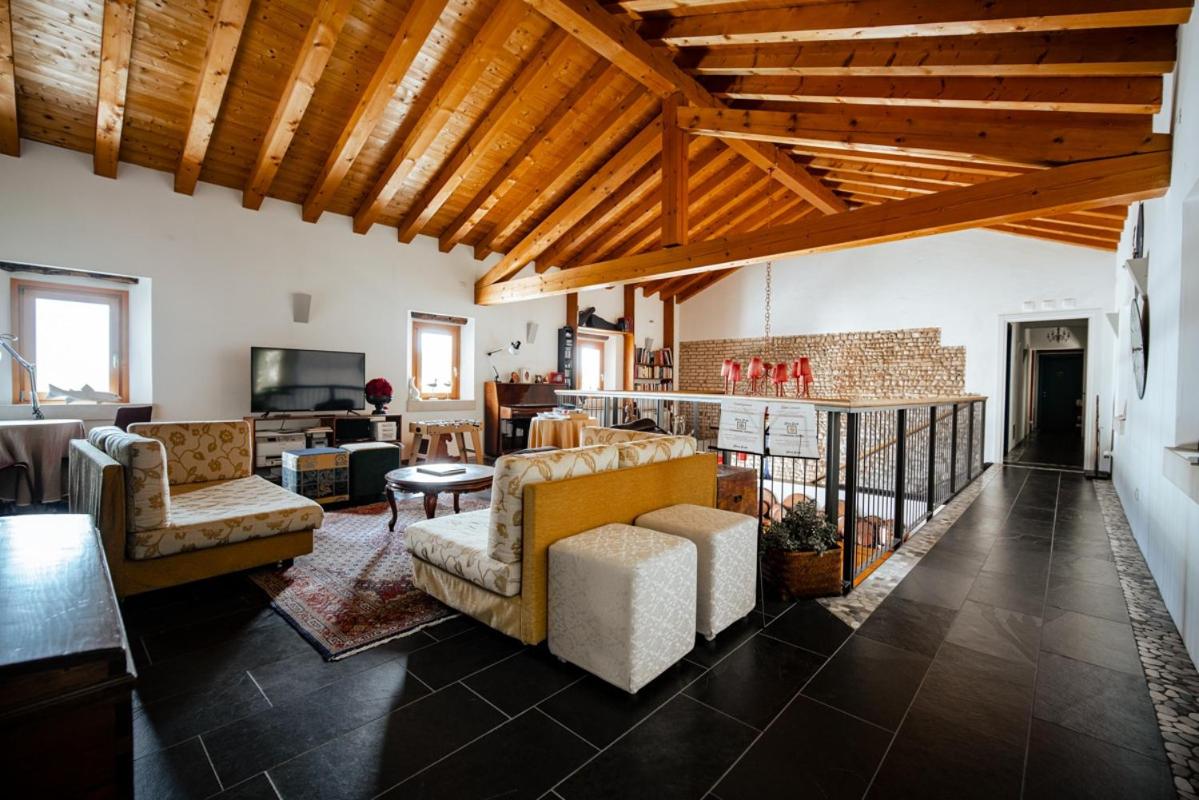 Country House Due Fiumi - Housity