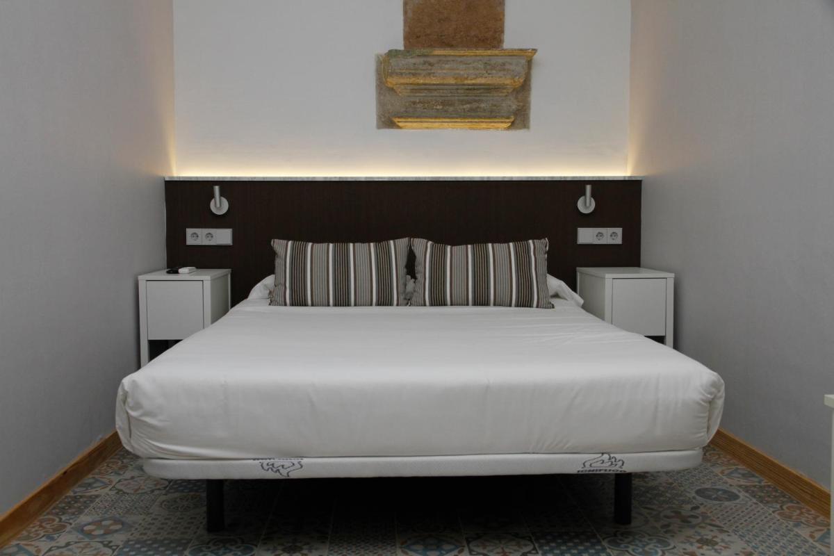 BCN Home Guest House - Housity