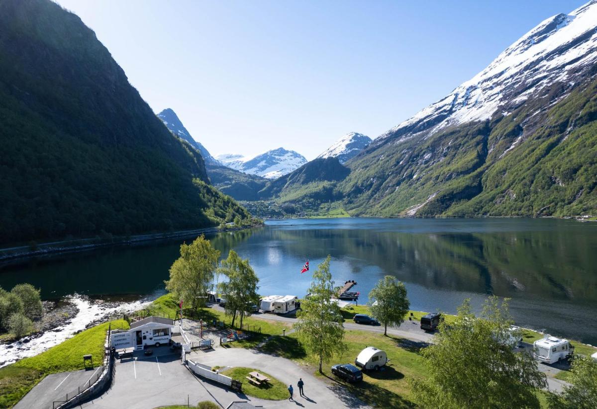 Geirangerfjorden Feriesenter - Housity