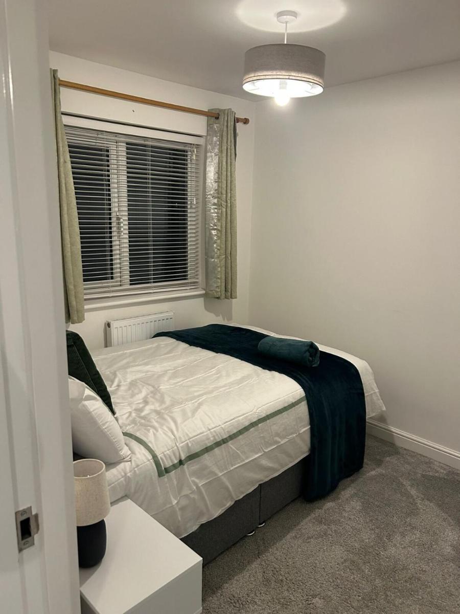 3BR House in Newton-Le-Willows - Sleeps 6 - Housity