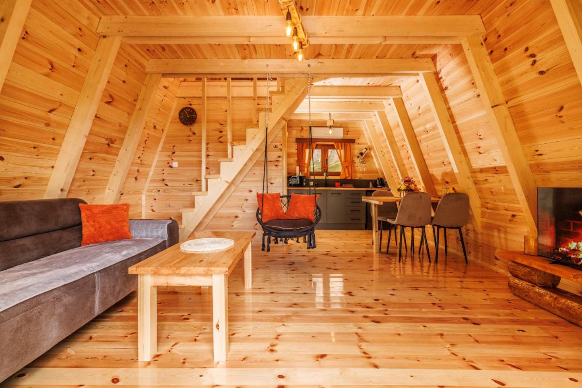 Silence House - Housity