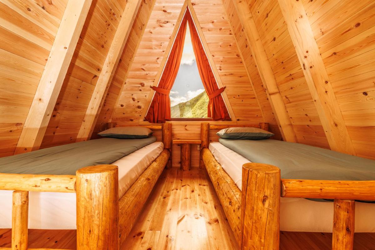 Silence House - Housity