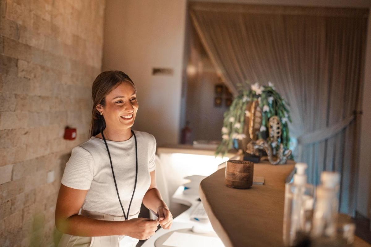 Clientes alojados en Comfy Studios Hotel