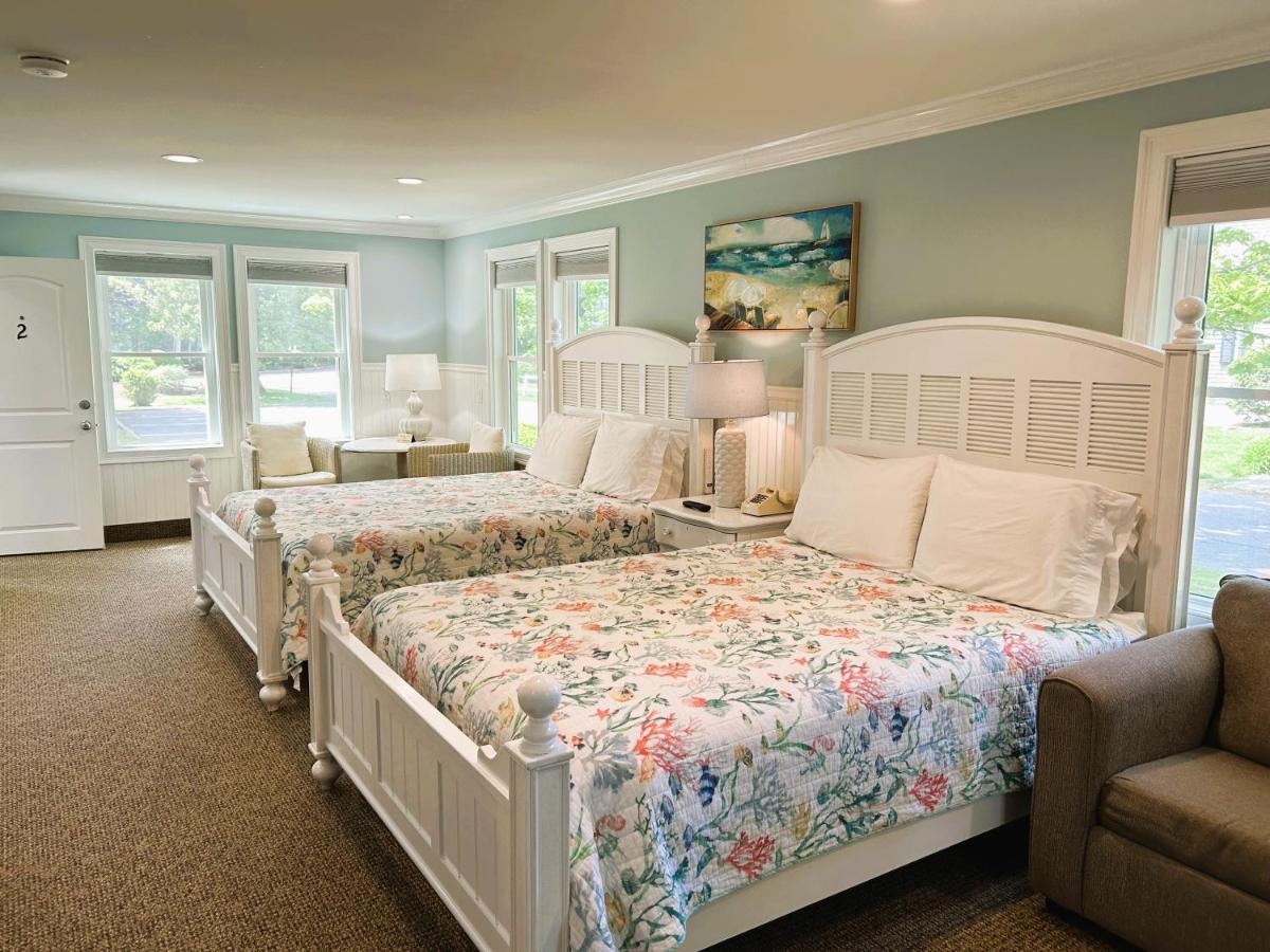 Falmouth Heights Motor Lodge - Housity