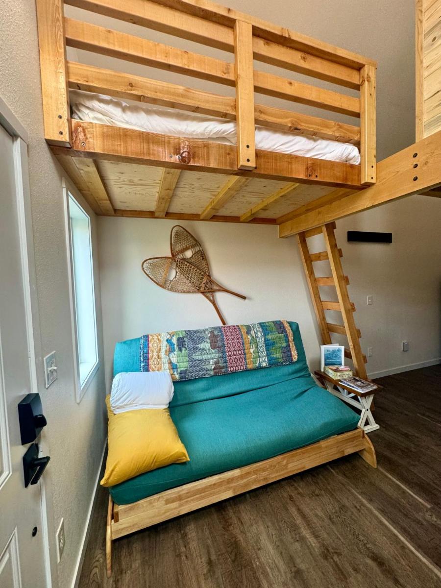 Glacier Alpine Lodges - Housity