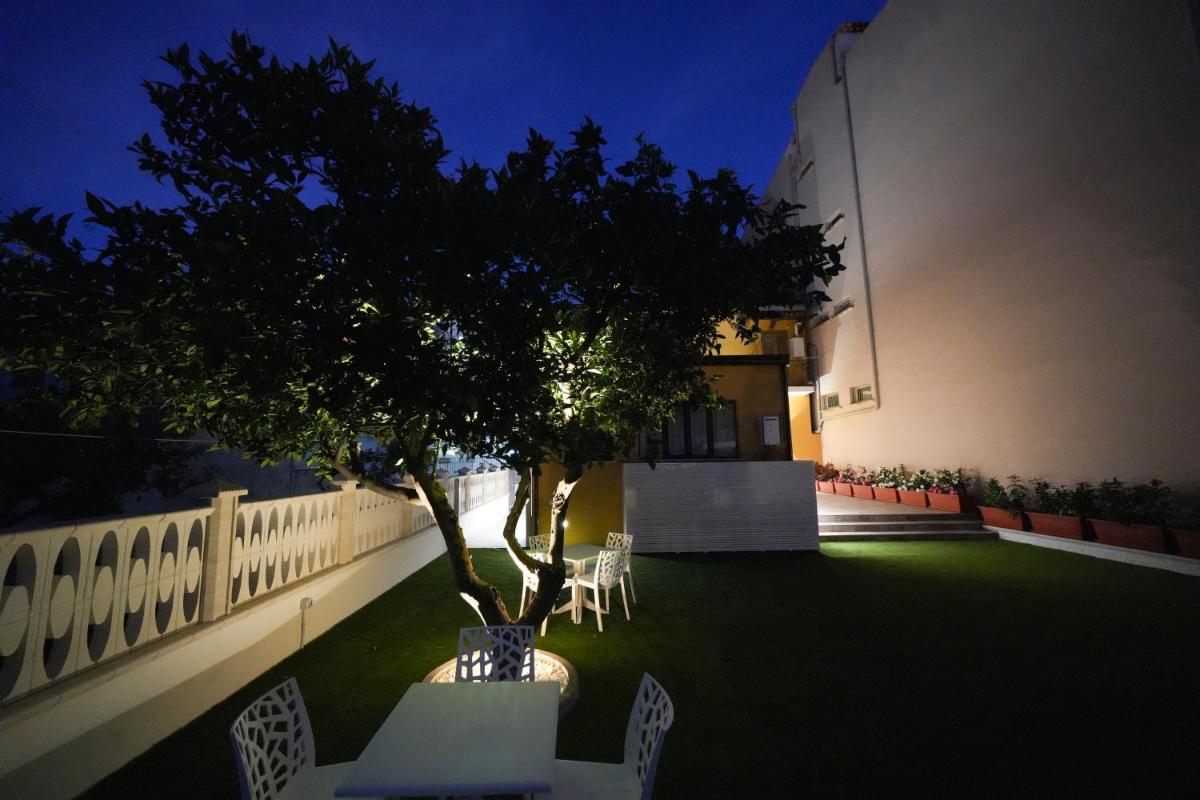 Bed and Breakfast Il Giardino - Housity