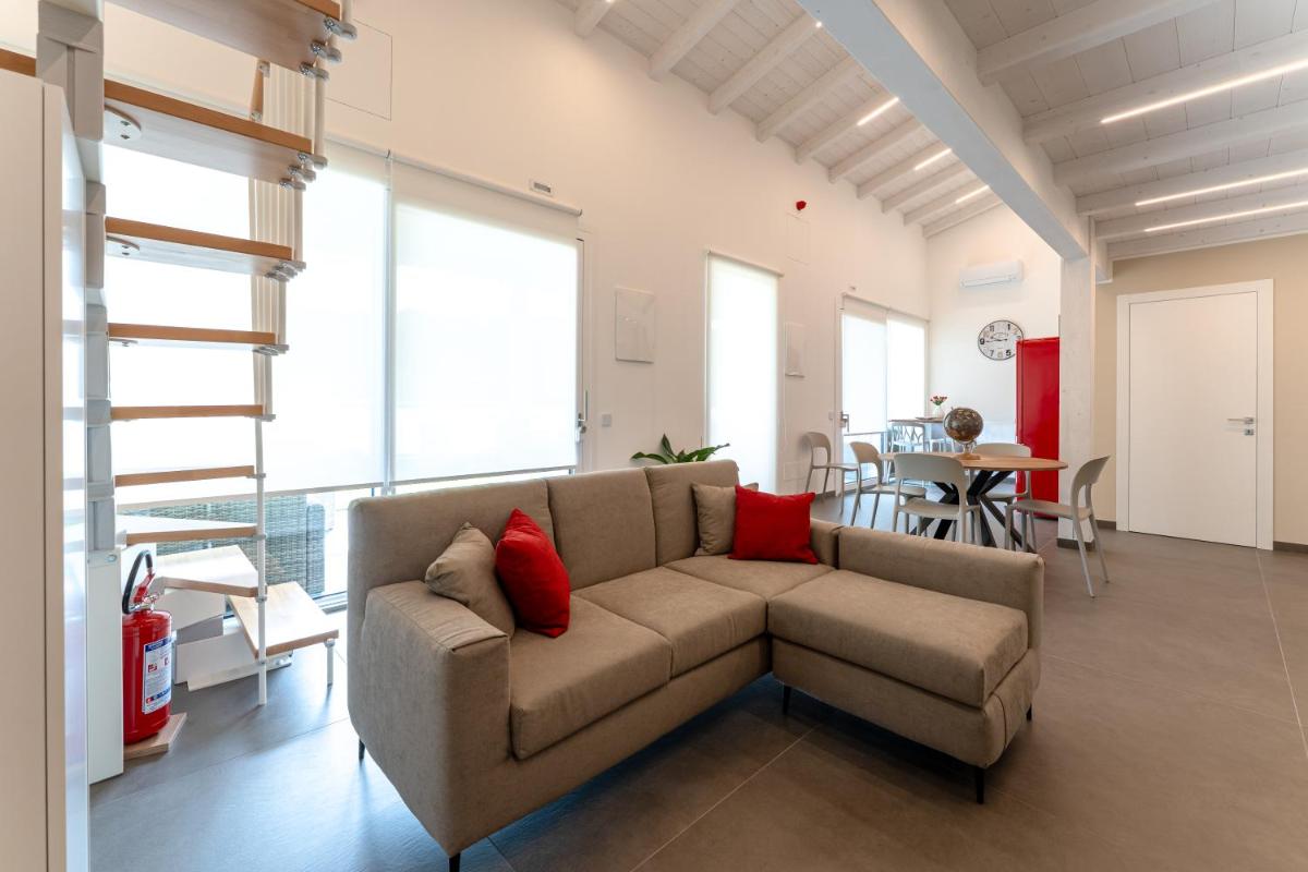 Villa Mary Pool - Housity