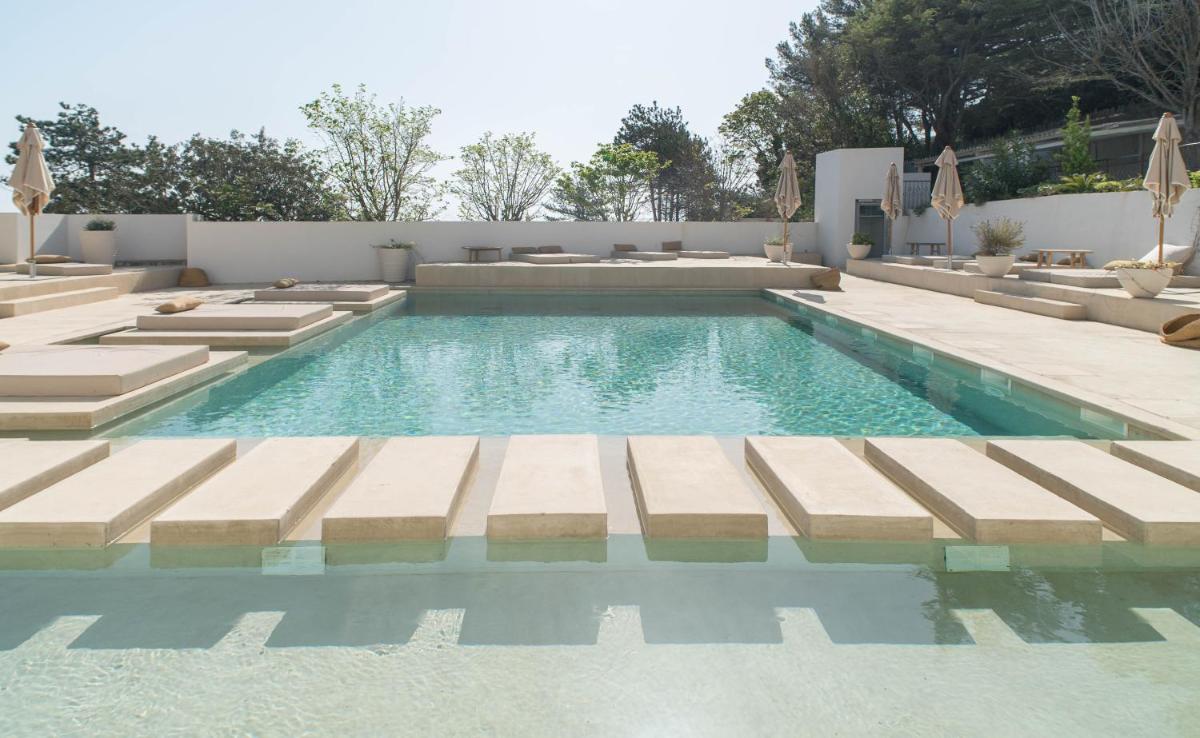Piscine de l'établissement Misincu ou située à proximité