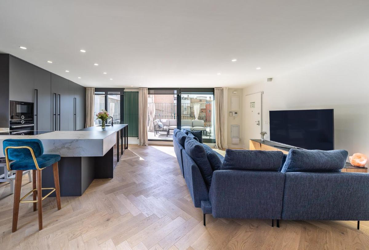 La Casa de las Flores - Housity