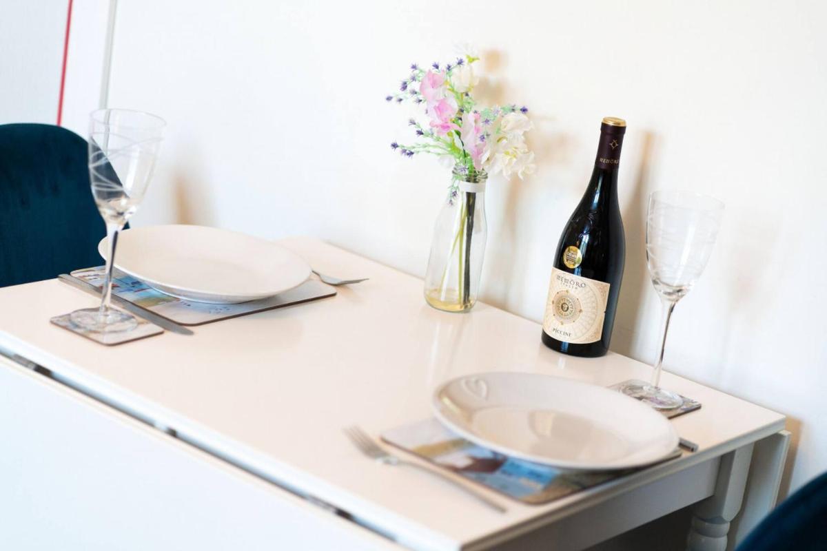 Ferry Nice - Housity