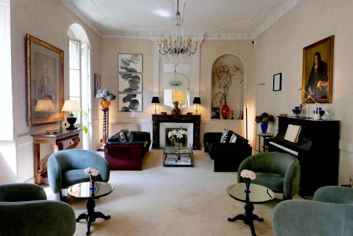 Hôtel Bristol Pau - Housity