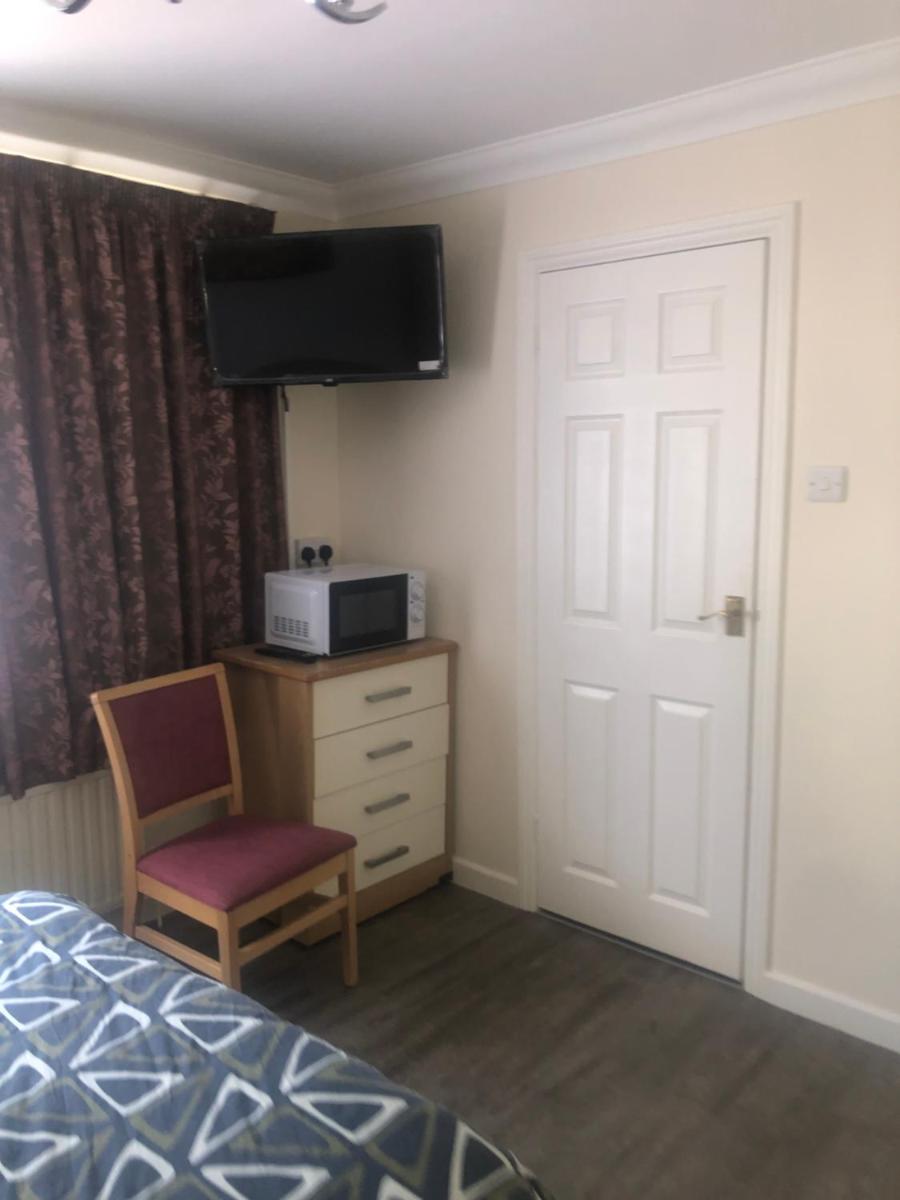 Montrose Guest House - Housity