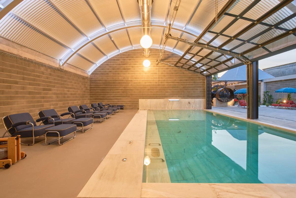 A piscina em ou perto de Moagem Industrial Lodge