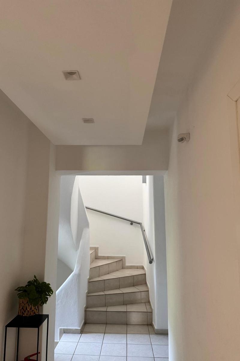 Milos Apartments - Housity