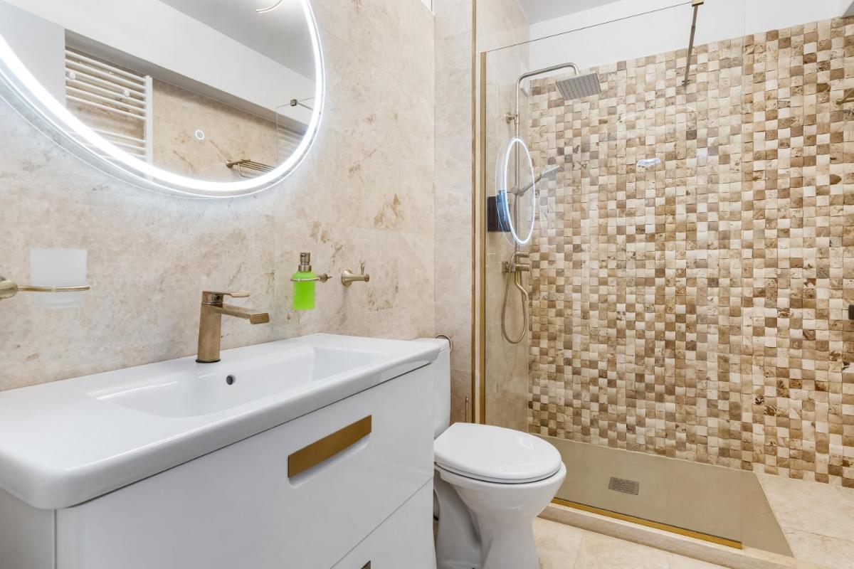 Beach Bliss - Jacuzzi & Sauna Infinity Resort - Housity