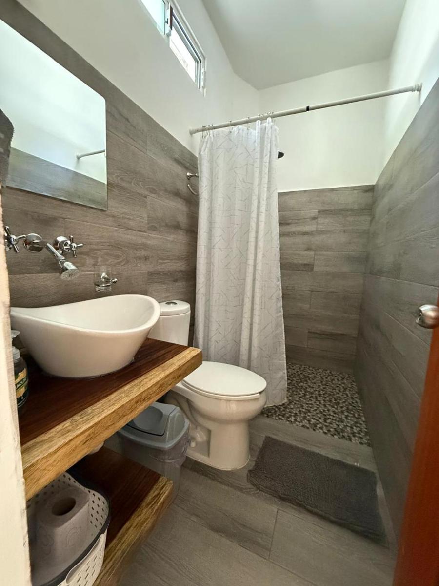 Casa Sixta a 7min del aeropuerto internacional PMX y 2 cuadras terminal autob ADO - Housity