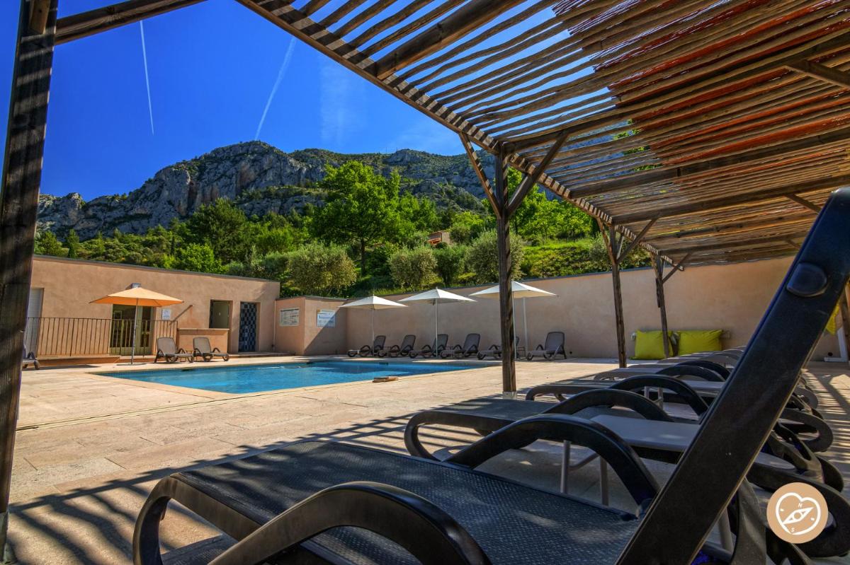 Hotel Les Restanques De Moustiers - Housity