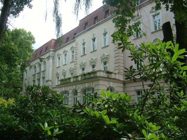 Uzdrowisko Polczyn Gryf - Housity