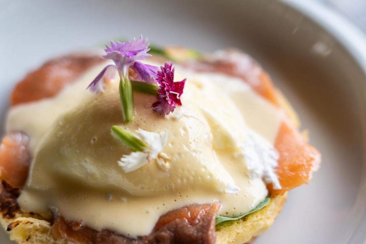 Comida en o cerca de este hotel